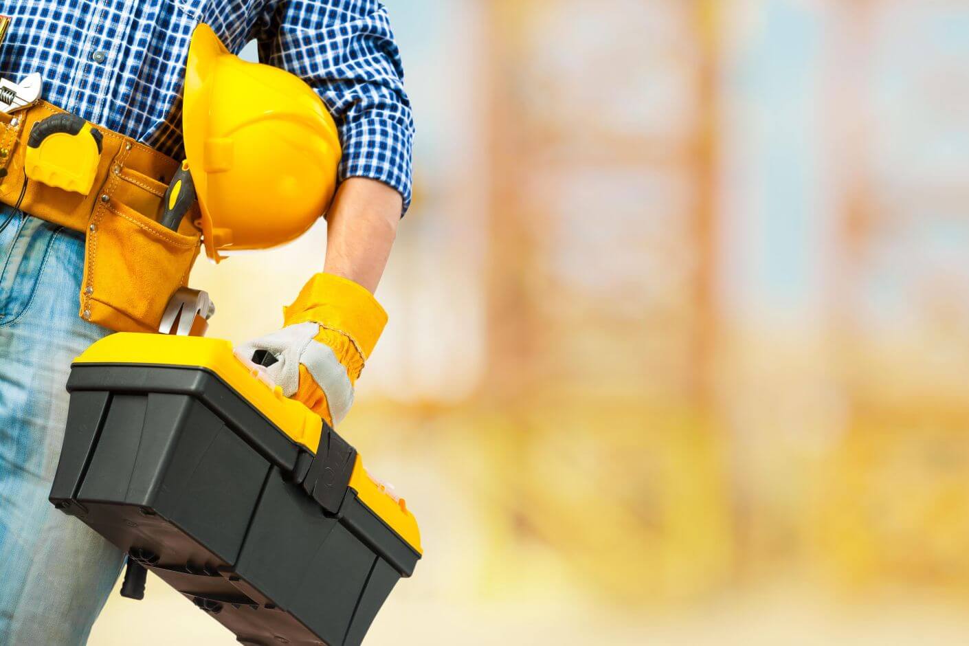 iskratel services maintenance worker cut 375x250